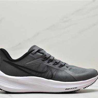 NIKE Zoom Pegasus 39 透氣緩震疾速跑鞋