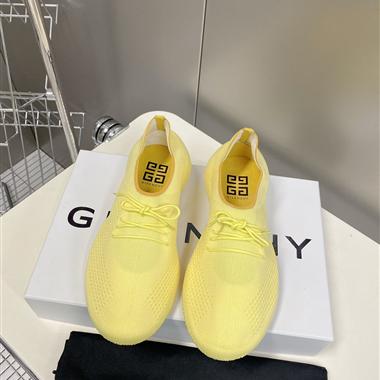 Givenchy    2022新款女生鞋子