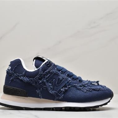 Miu Miu x New Balance NB574聯名復古跑鞋