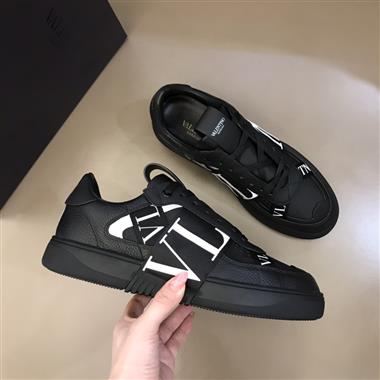 Valentino   2023新款男生鞋子