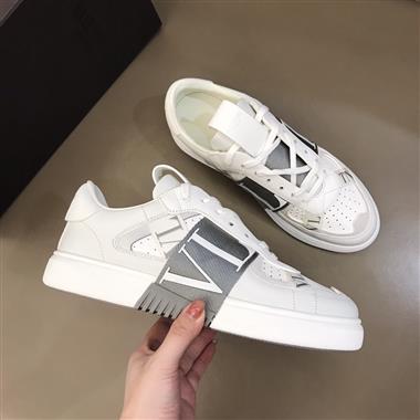 Valentino   2023新款男生鞋子