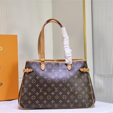 LOUIS VUITTON   2023新款女生時尚休閒包 尺寸:38*26*13CM