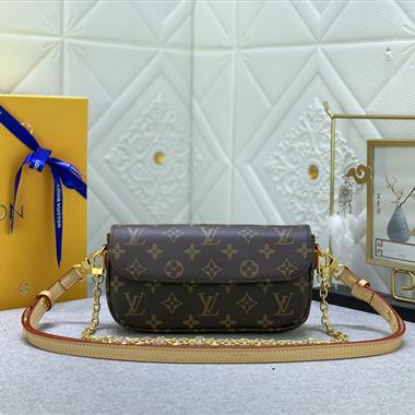 LOUIS VUITTON   2023新款女生時尚休閒包 尺寸:23.5x12x4.3CM