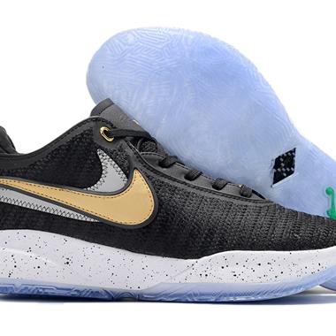 Nike Lebron Battleknit 2.0 20代籃球戰靴