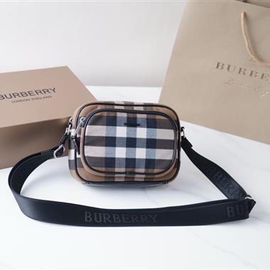 BURBERRY   2023新款男生時尚休閒包 尺寸:22*15*6CM