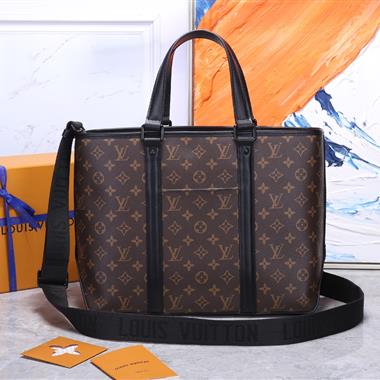 LOUIS VUITTON 2023新款男生時尚休閒包 尺寸:37*29*13CM