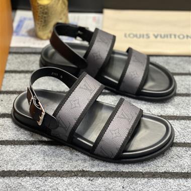 Louis Vuitton   2023新款休閒時尚男生鞋子