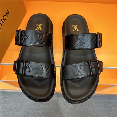 Louis Vuitton  2023新款休閒時尚男生鞋子