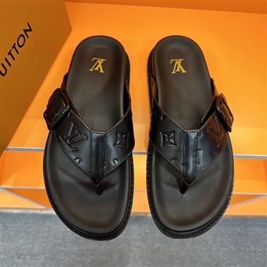 Louis Vuitton  2023新款休閒時尚男生鞋子