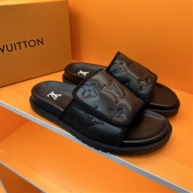 Valentino   2023新款休閒時尚男生鞋子