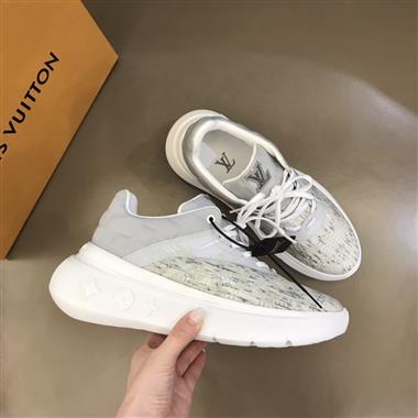Louis Vuitton   2023新款休閒時尚男生鞋子