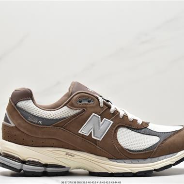 New Balance 2002R 