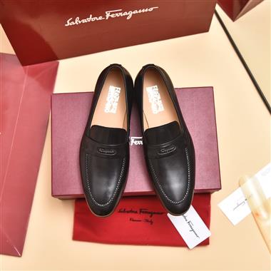 Ferragamo    2023新款休閒時尚男生鞋子