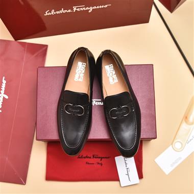 Ferragamo    2023新款休閒時尚男生鞋子