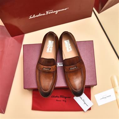 Ferragamo    2023新款休閒時尚男生鞋子