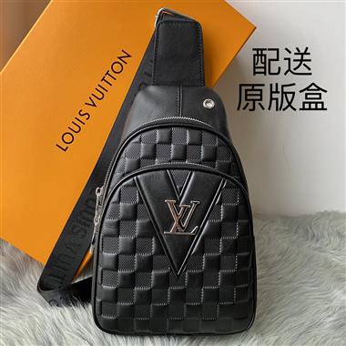 LOUIS VUITTON    2023新款男生時尚休閒包 尺寸:28×17×6.5CM