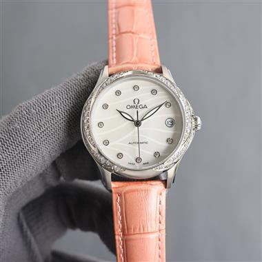 CHANEL    2023新款時尚休閒手錶