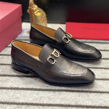 Ferragamo    2023新款休閒時尚男生鞋子