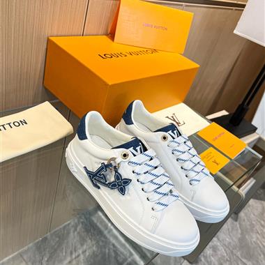 Louis Vuitton    2023新款休閒時尚男生鞋子