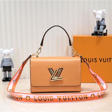 LOUIS VUITTON  2023新款女生時尚休閒包  尺寸:23*17*9.5CM