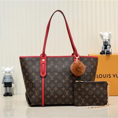 LOUIS VUITTON  2023新款女生時尚休閒包  尺寸:30-26-17CM