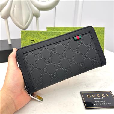 GUCCI   2023新款男生時尚休閒包  尺寸：19-10-2.5CM