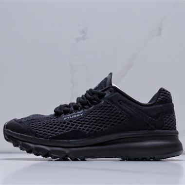  Stüssy × Nike Air Max 2013