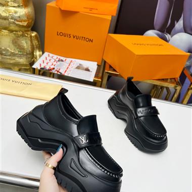 Louis Vuitton    2023新款休閒時尚女生鞋子