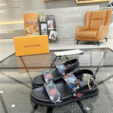 LOUIS VUITTON  2023新款休閒時尚男生鞋子