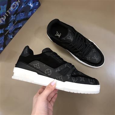 LOUIS VUITTON   2023新款休閒時尚男生鞋子
