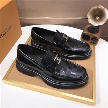 Louis Vuitton   2023新款休閒時尚男生鞋子