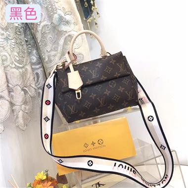 LOUIS VUITTON    2023新款女生時尚休閒包 尺寸：20*16*7.5CM