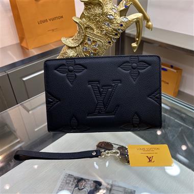 LOUIS VUITTON   2023新款男生時尚休閒包  尺寸：25-17-5.5CM