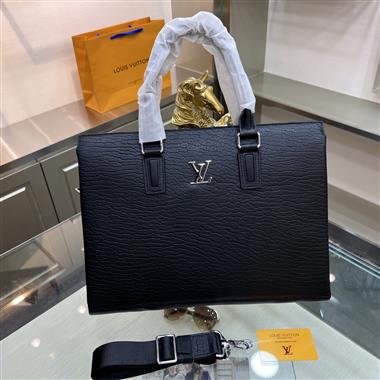 LOUIS VUITTON   2023新款男生時尚休閒包  尺寸：40-7-30CM