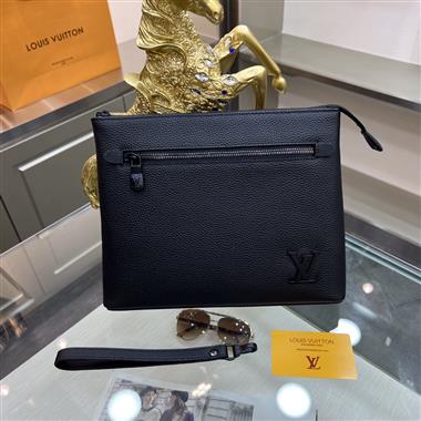 LOUIS VUITTON  2023新款男生時尚休閒包  尺寸：28-21-5CM