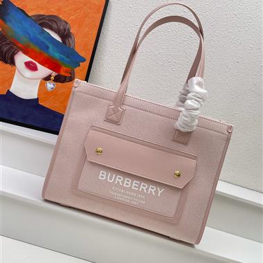 BURBERRY   2023新款女生時尚休閒包  尺寸：33*12.5*26CM