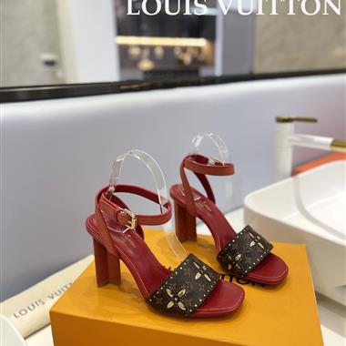 Louis Vuitton   2023新款休閒時尚女生鞋子