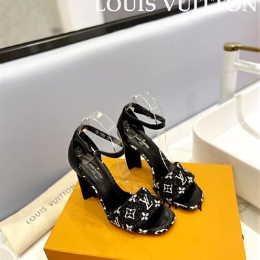 Louis Vuitton   2023新款休閒時尚女生鞋子