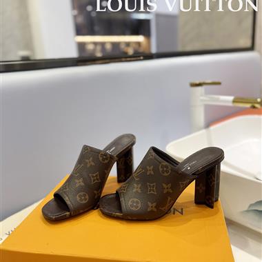 Louis Vuitton   2023新款休閒時尚女生鞋子