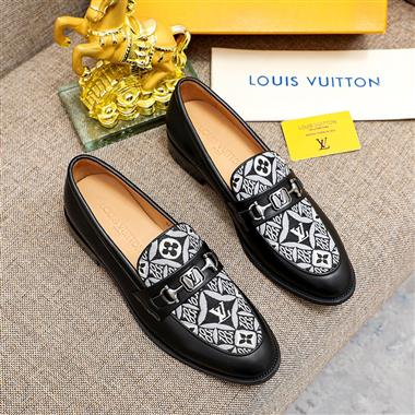 Louis Vuitton   2023新款休閒時尚男生鞋子