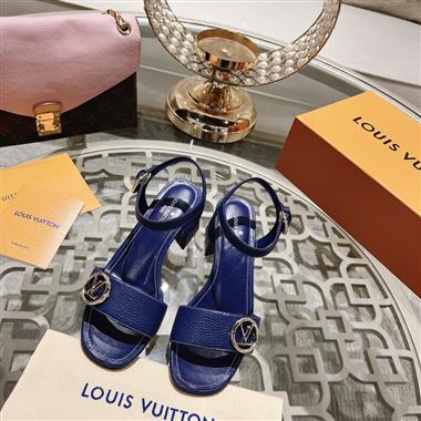 Louis Vuitton  2023新款休閒時尚女生鞋子