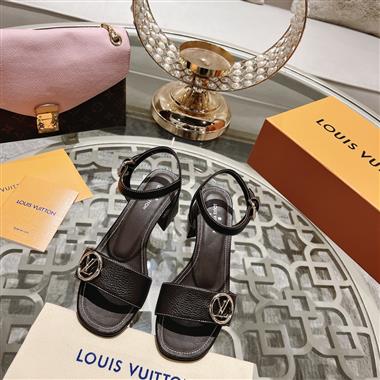 Louis Vuitton  2023新款休閒時尚女生鞋子