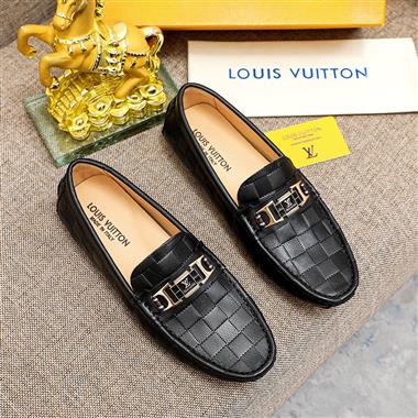 Louis Vuitton    2023新款休閒時尚男生鞋子