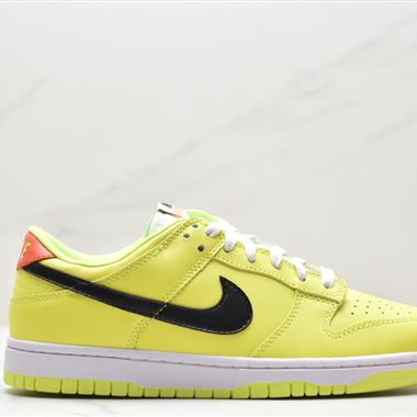 Nike SB Dunk Low RETRO