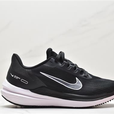 Nike Air Zoom Winflo 9登月跑鞋