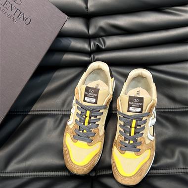 Valentino     2023新款休閒時尚男生鞋子