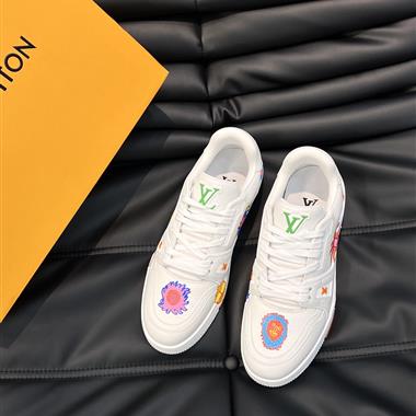 Louis Vuitton    2023新款休閒時尚男生鞋子