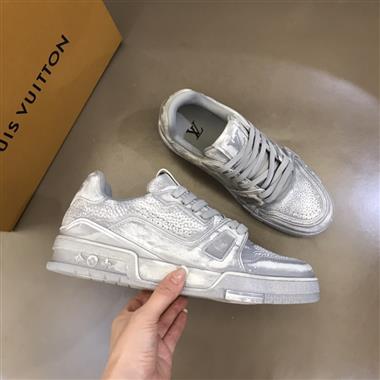 Louis Vuitton   2023新款休閒時尚男生鞋子
