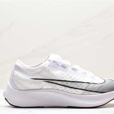 Nike ZOOM FLY 3馬拉松緩震運動跑步鞋