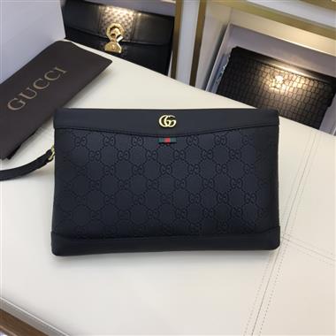 GUCCI  2023新款男生時尚休閒包 尺寸28*18*3CM